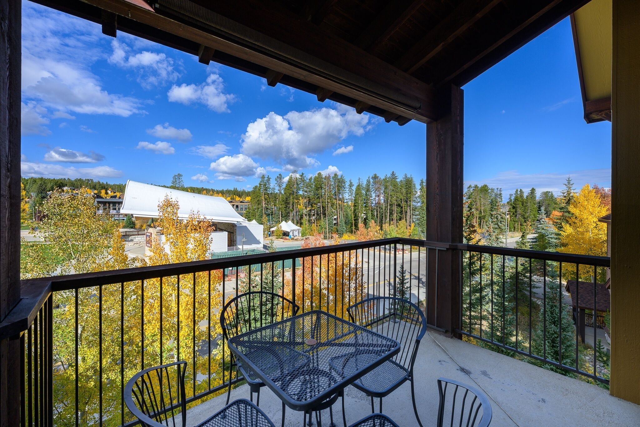 Condo, 2 Bedrooms | Outdoor dining