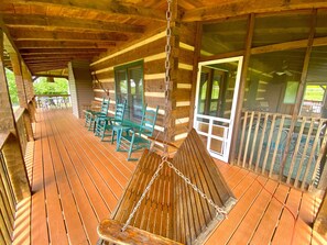 Cabin, 3 Bedrooms | Outdoor dining