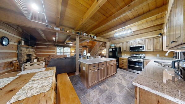 Ferienhütte, 3 Schlafzimmer | Eigene Küche | Kühlschrank, Mikrowelle, Ofen, Geschirrspüler