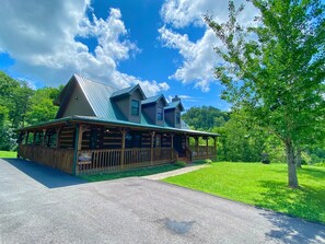 Cabin, 3 Bedrooms | Exterior - Dogwood Acre 3 Bedroom Cabin by RedAwning (Sevierville)