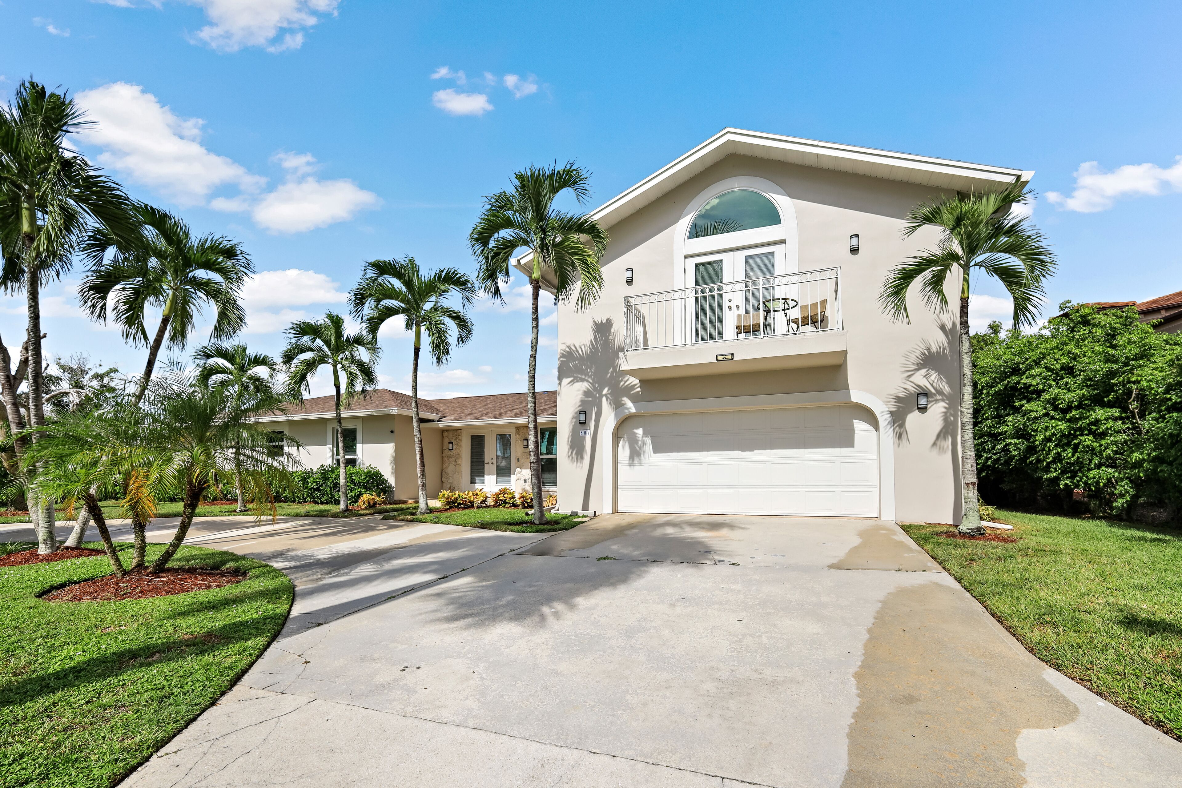 Pet-friendly two-story home w/ pool, spa, & grill
