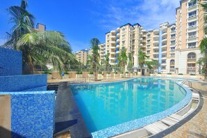 Outdoor pool - Pipul Hotels & Resorts (Brahmagiri)