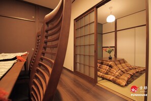 3 bedrooms, desk, iron/ironing board, free WiFi - Rental house for Funhouse / Kyoto Kyōto (Kyoto)