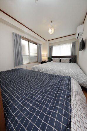 1 bedroom, free WiFi, bed sheets