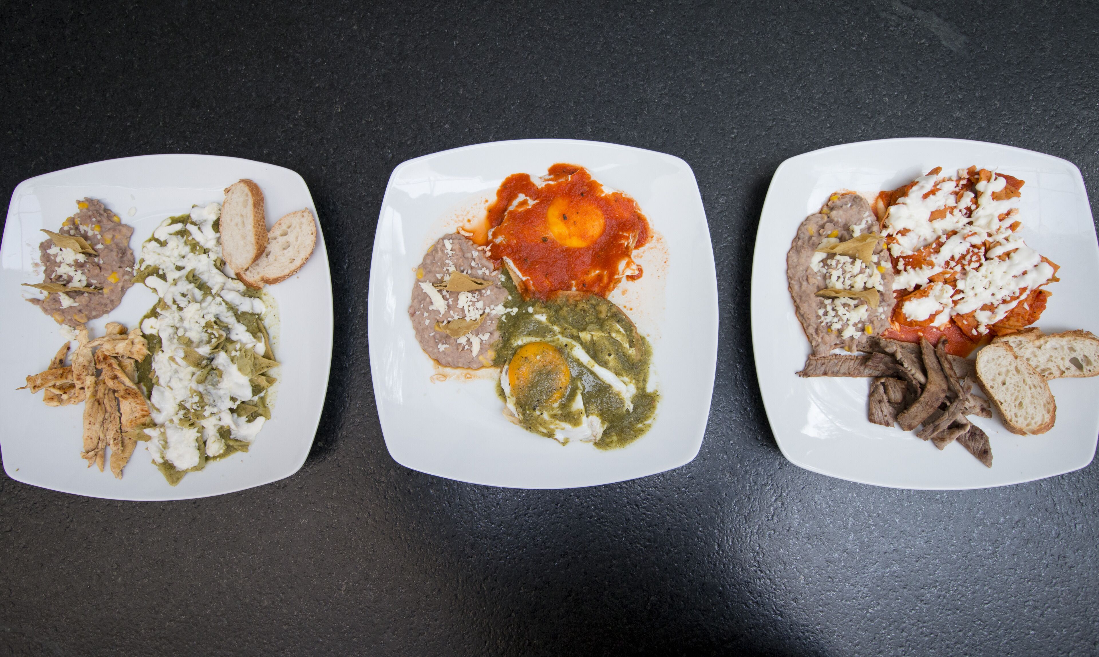 daily cooked-to-order breakfast (mxn 120 per person)