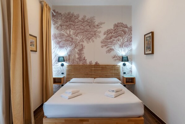 1 Schlafzimmer, Schreibtisch, WLAN, Bettwäsche