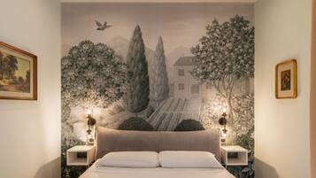 1 camera, una scrivania, Wi-Fi