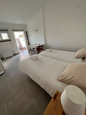 4 Schlafzimmer, Bügeleisen/Bügelbrett, Internetzugang, Bettwäsche