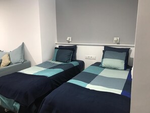 Internet, bed sheets