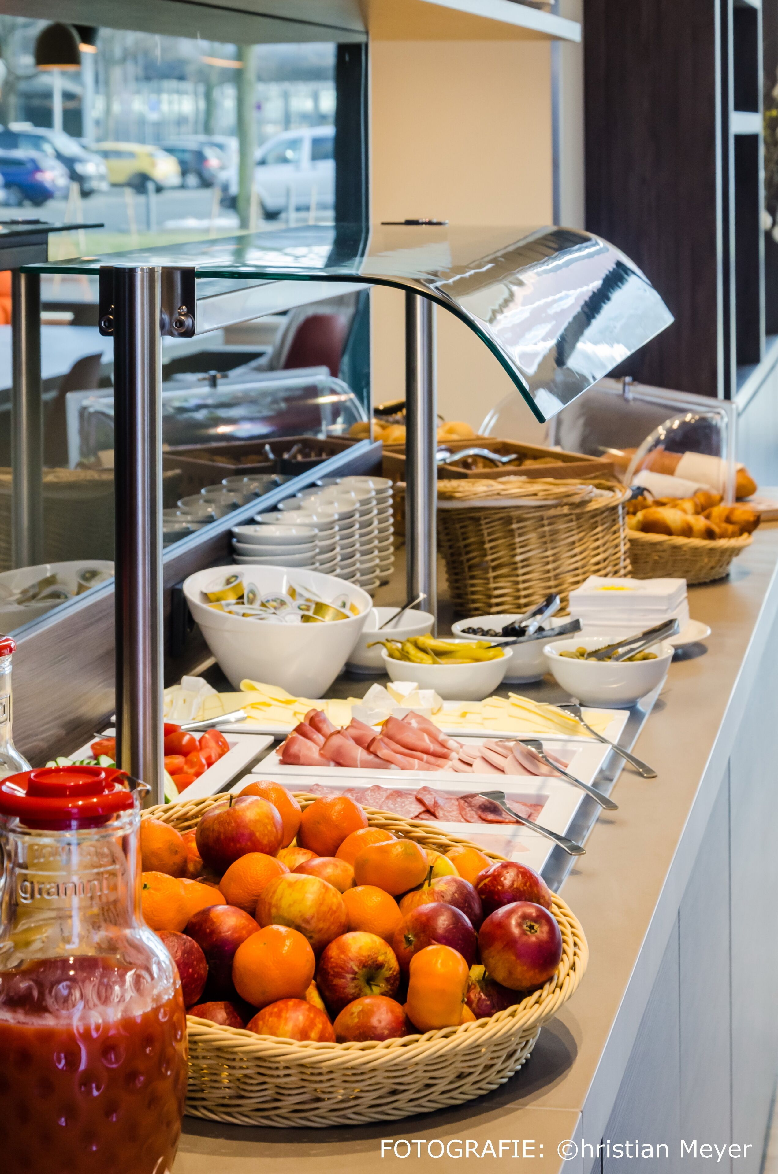 daily buffet breakfast (eur 14 per person)