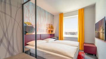 Habitación estándar, 1 cama doble | Ropa de cama hipoalergénica, decoración individual, cortinas opacas