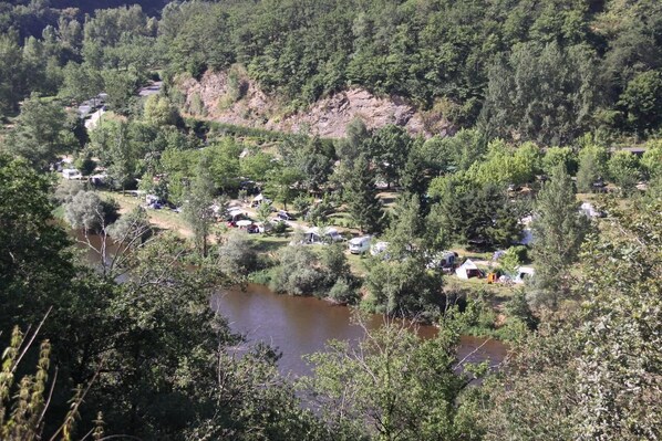 Aerial view - Camping La Plaine (Saint-Parthem)