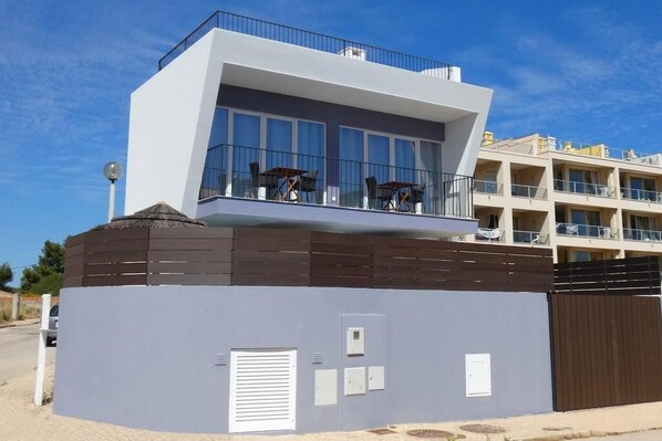 Front of property - Villa Lazuli (Vila do Bispo)