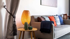 Apartment (1 Bedroom) | Living room - Spacious 1BD 50m From Chapel Street (Prahran)
