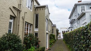 Exterior - Boutique Apartment in Newmarket (Auckland)