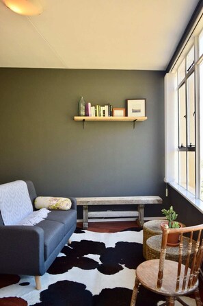 Studio (0 Bedroom) | Woonkamer