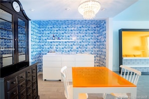 Fridge, microwave, cookware/dishes/utensils - Condo With a Lovely View at Miami Beach (Miami Beach)