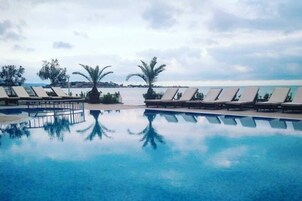 Szezonális szabadtéri medence