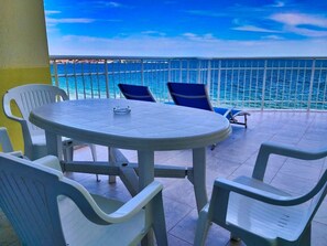 Apartamento familiar, 1 habitación, vistas al mar | Vistas del balcón