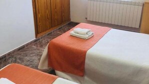 Triple Room - Hostal Restaurante Taibilla (Nerpio)