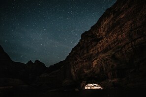 Property grounds - Wadi Rum Bedouin B&B Malakot (Al-Quwayrah)