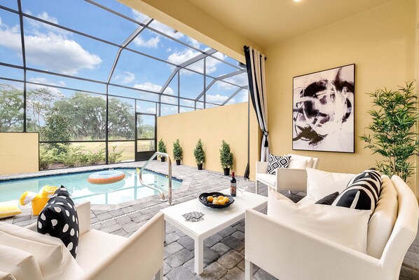 Outdoor pool, a heated pool