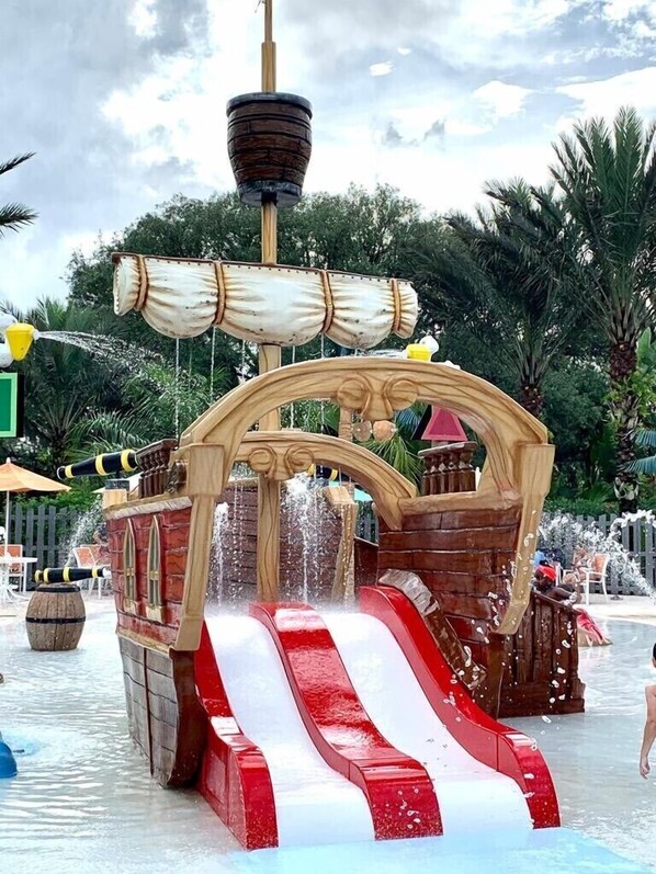 Ulkouima-allas, lämmitetty uima-allas