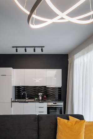 Private kitchen - Ermou Athens City Center Apartment (Athens)