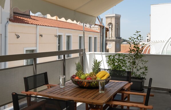 Balcony - Ermou Athens City Center Apartment (Athens)
