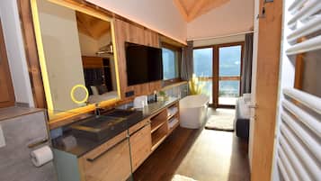 4 多间卧室、熨斗/熨衣板、旅行婴儿床、免费 WiFi