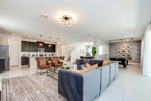 TV, table football, ping pong - Your Family will love the 1st Class Amenities at Your Private Mansion on Solara Resort (Orlando)