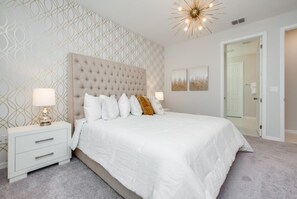 9 habitaciones, tabla de planchar con plancha, internet y ropa de cama 