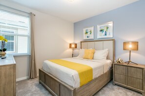 9 bedrooms, iron/ironing board, internet, bed sheets - Beautiful Mansion with Private Pool, Close to Disney, Orlando Mansion 3128 (Orlando)