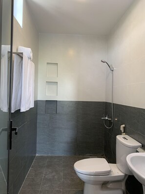 Twin Room | Bathroom - Rang Dong hotel (Hue)
