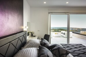 Villa Deluxe | 4 sovrum, strykjärn/strykbräda, gratis barnsängar och gratis wi-fi