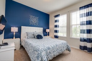 8 bedrooms, iron/ironing board, Internet, bed sheets