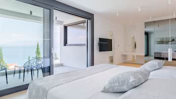 Villa | 3 habitaciones, caja de seguridad en la habitación y escritorio