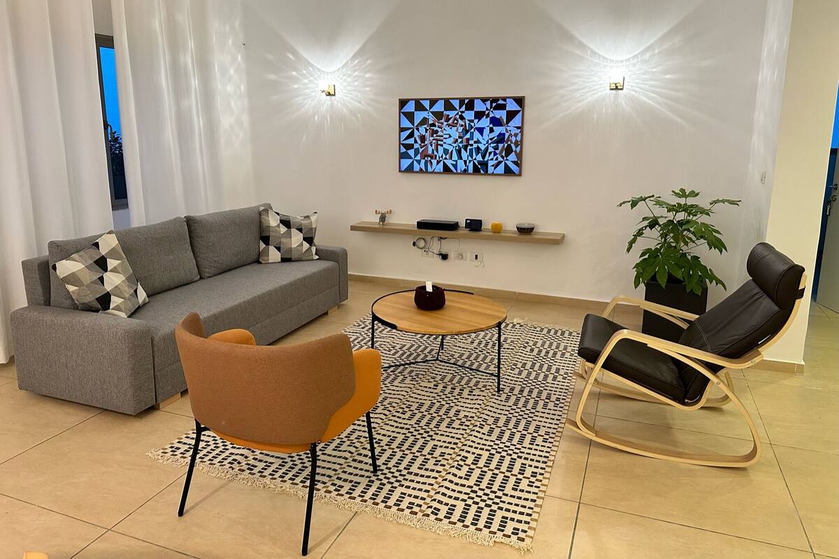 Exclusive Apartment | Living area | 50-inch Smart TV with digital channels, TV