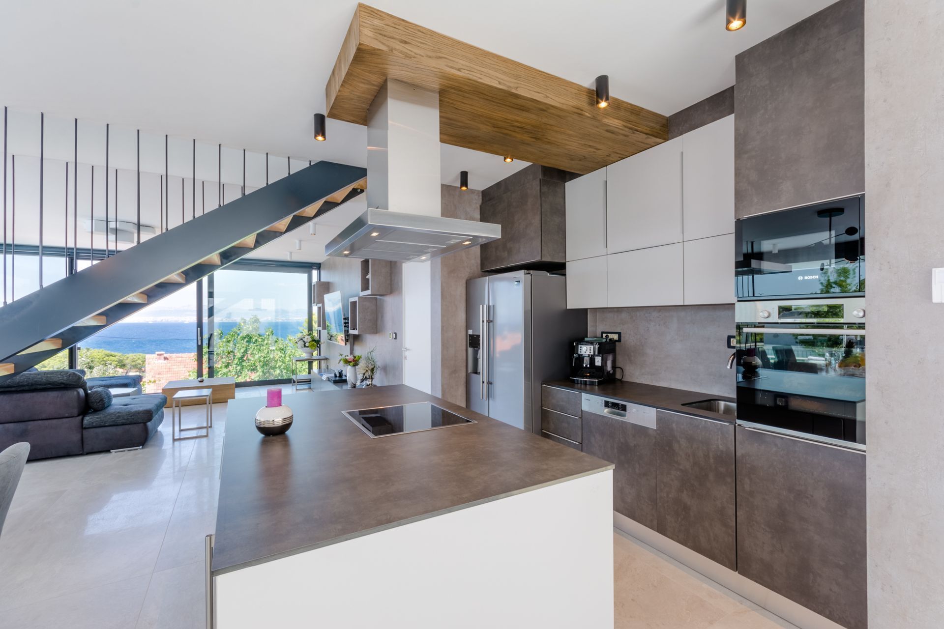 別墅 | 私人廚房 | 大型冰箱、微波爐、烤箱、爐台