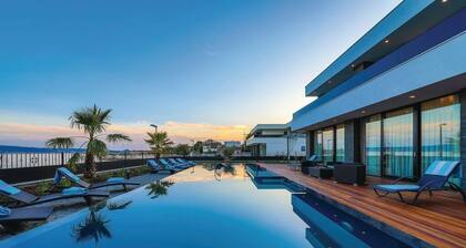 Beachfront Villa Baronessa with Pool