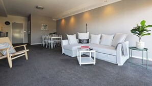 TV - Extra Large 2 BDR Apt Melbourne Southbank (Southbank)
