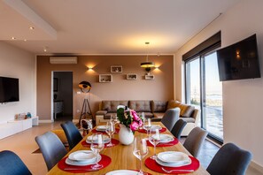 Luxury Villa | In-room dining - Luxury Villa Grand View (Kastela)