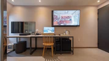 Blackout curtains, soundproofing, iron/ironing board, free WiFi