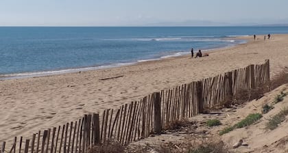 NEW! Comfortable villa 500m from the beach, Air conditioning, WIFI, residence with swimming pool