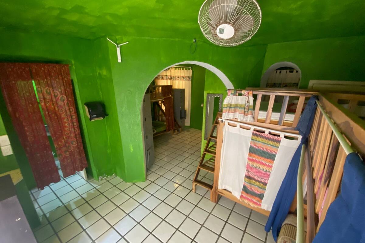 Bed in a Mixed Dormitory (6 Bunk Beds, Shared Bathroom)