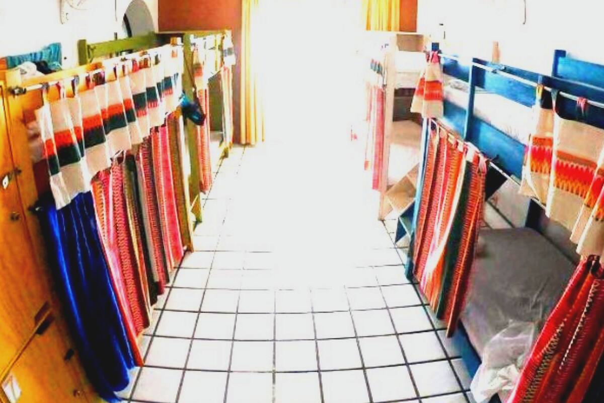Bed in a Mixed Dormitory (8 Beds, Shared Bathroom)