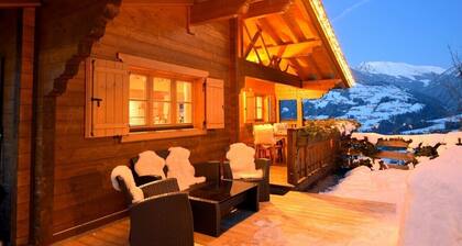 Bergchalet Alpenrose - SKI in/SKI out, Sauna - Kamin- by "wachterhof"