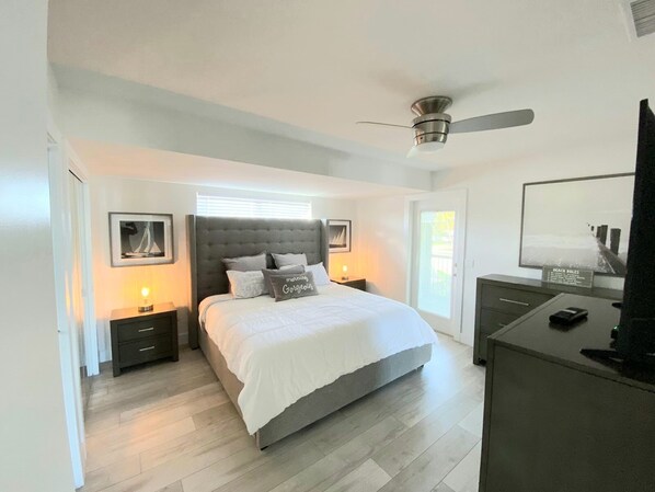 4 habitaciones, escritorio, tabla de planchar con plancha y wifi 