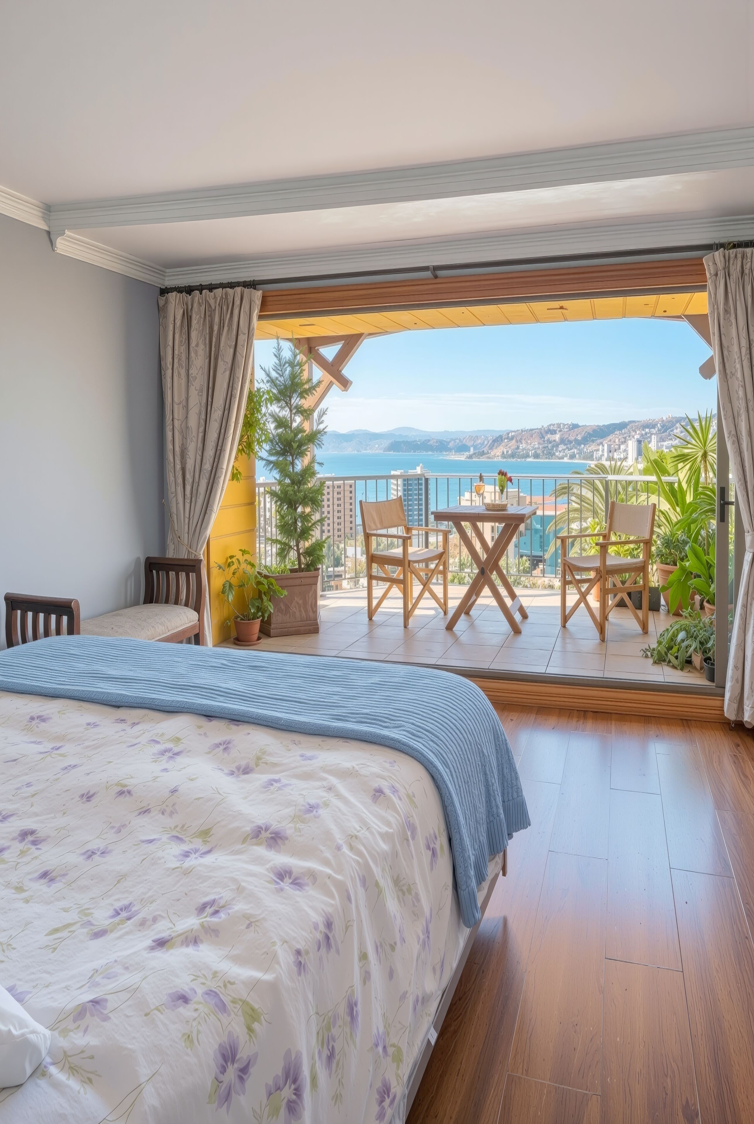 Quarto casal luxo | Cofres nos quartos, cortinas blackout, quartos à prova de som
