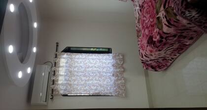 2 BHL LUXUS AC FLAT MAHABALESHWAR FÜR 4 BIS 6 PERSONEN